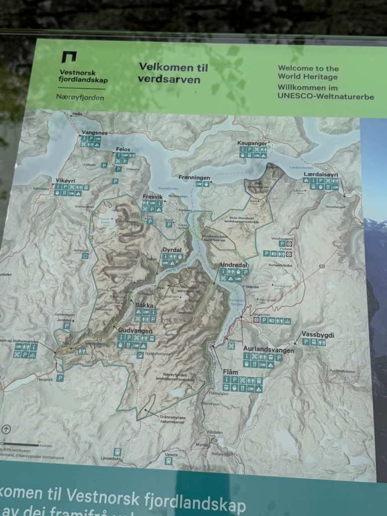 Nærøyfjord Boat Tour Guide: Viewpoints, Hikes & the Fjord Villages Undredal, Gudvangen Viking Valley