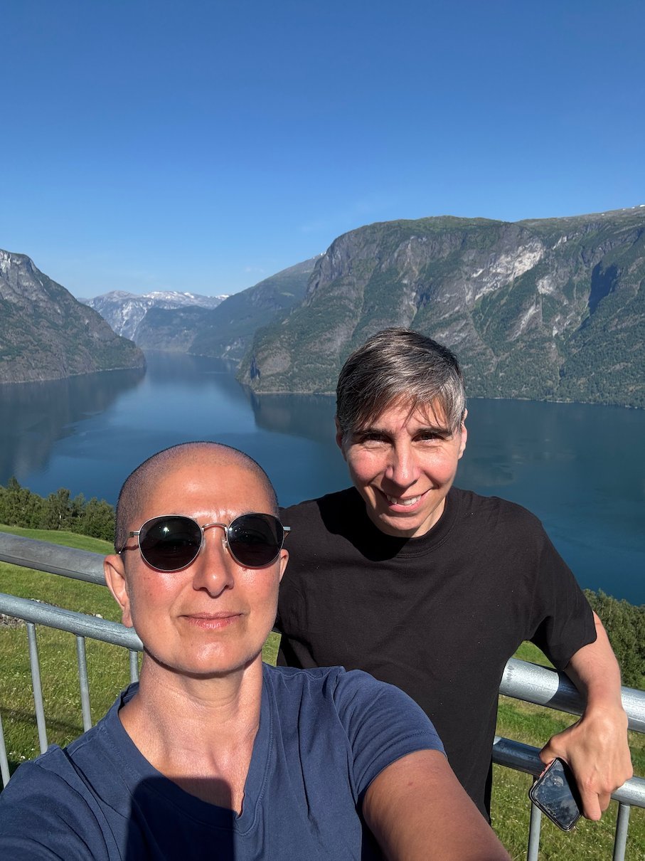 Selfie with a friend at Stegastein, with the Aurlandsfjord behind