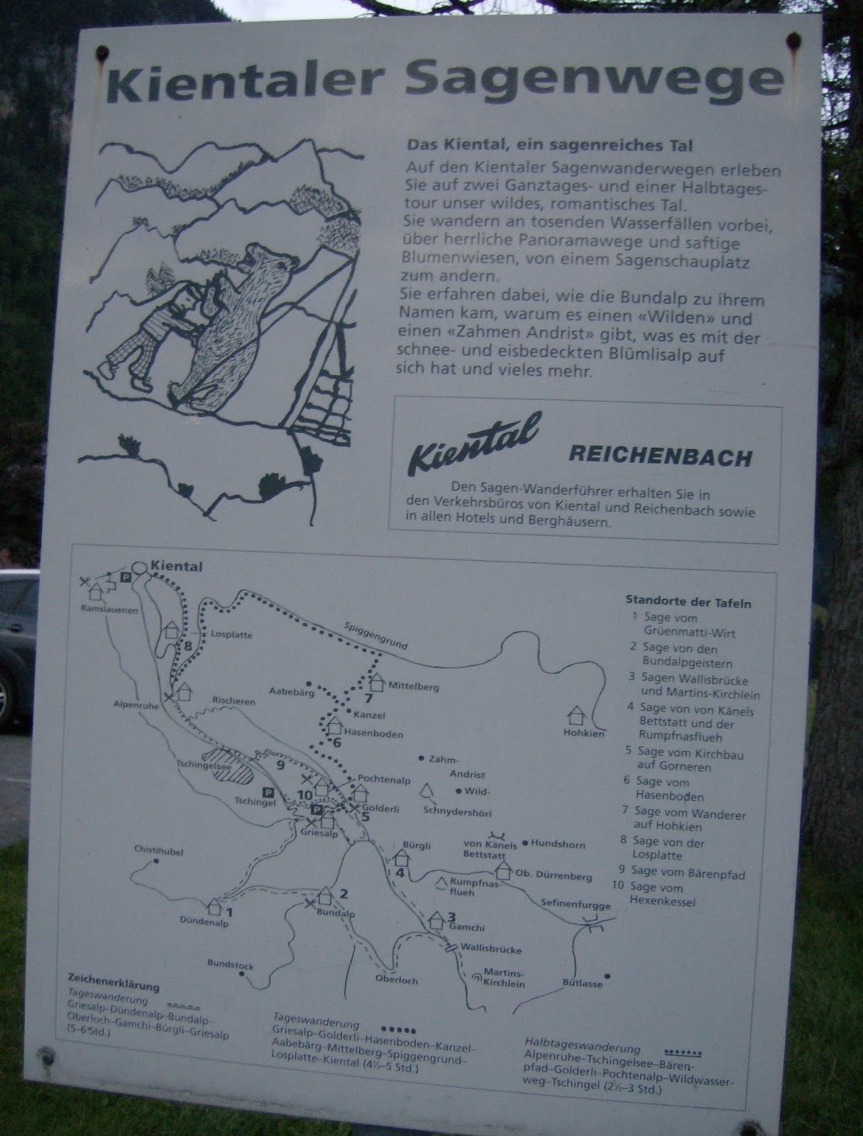A sign shows the map of the Kientaler Sagenwege legend trails near Reichenbach.