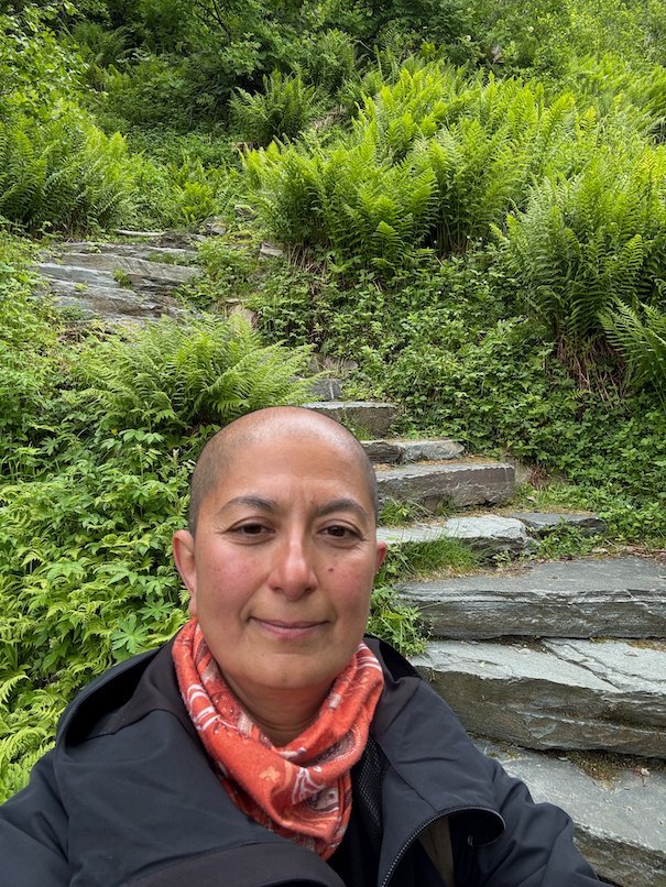 Selfie on the stone steps of the Kvanndal trail