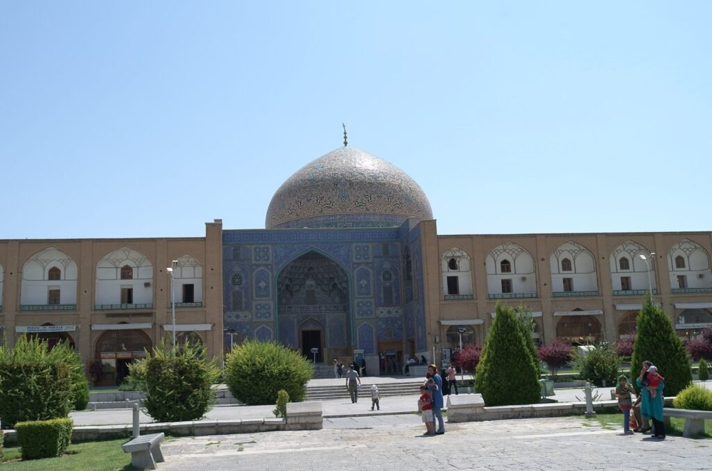Sheikh Lotfollah Mosque with its tiled dome on Naqsh-e Jahan Square