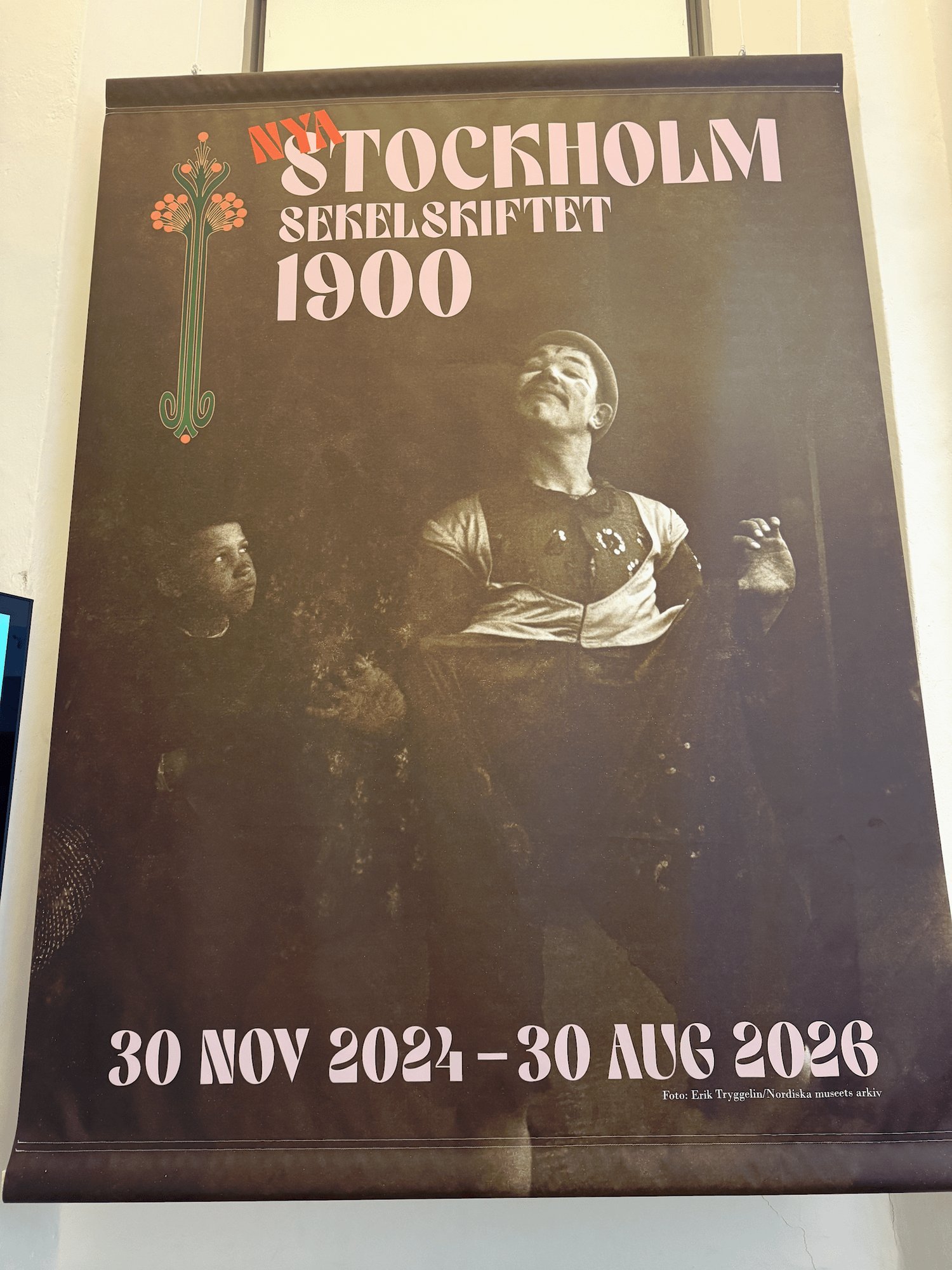 Exhibition banner for Sekelskiftet 1900 at Stockholm City Museum, with an old photo of a man and the dates 30 Nov 2024 to 30 Aug 2026