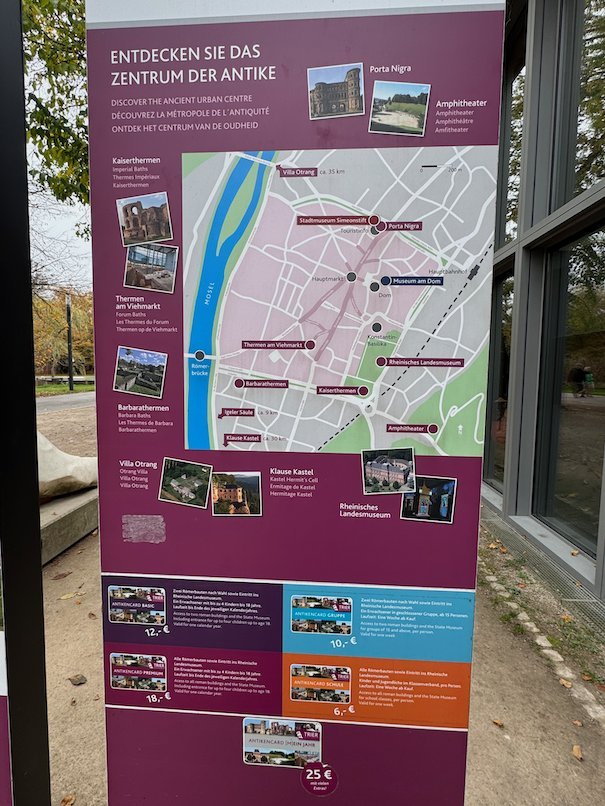 A board with a map shows the Roman sites in the centre of Trier.