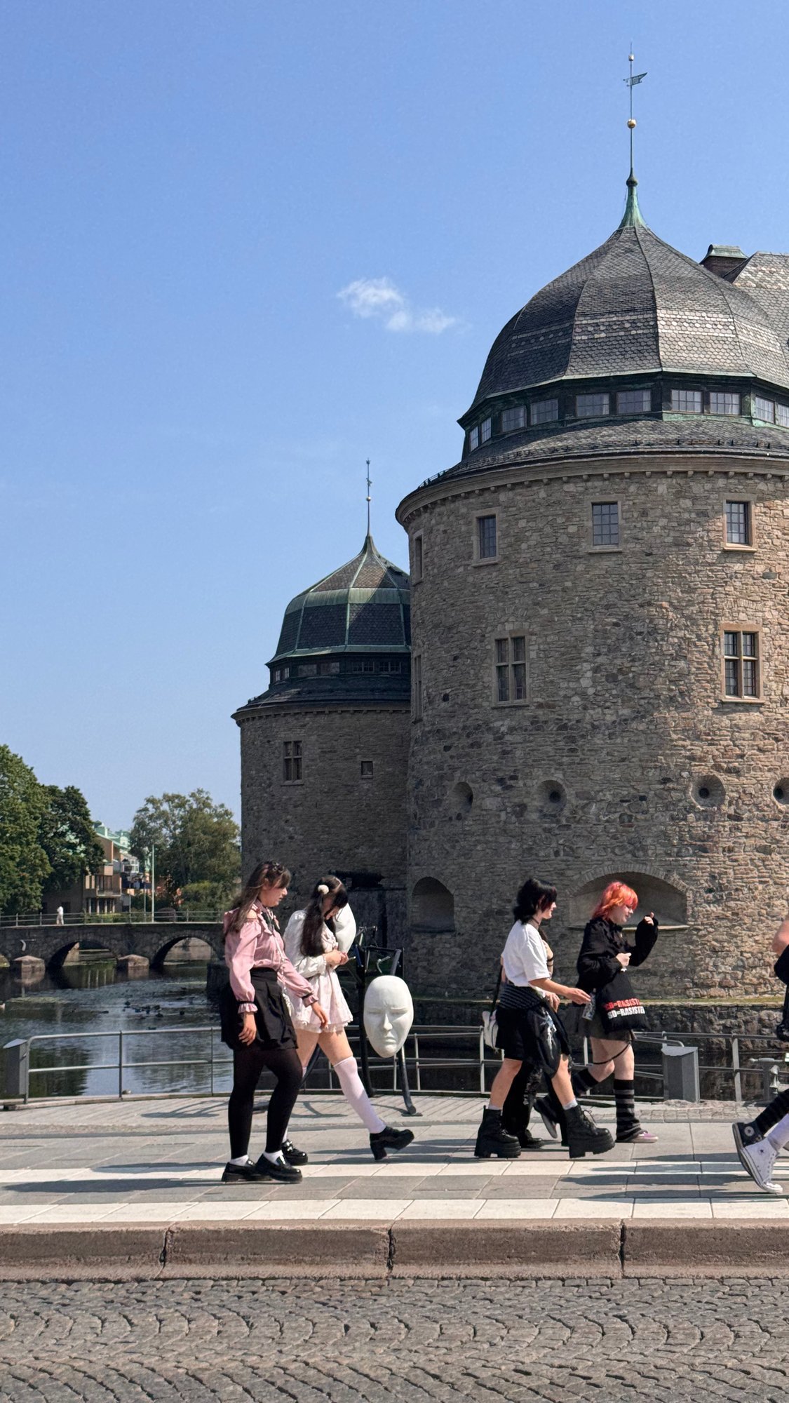 Örebro castle on its island in the river