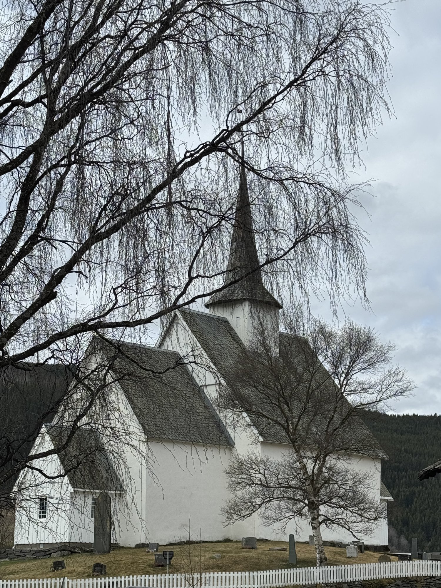 White parish church in Valdres